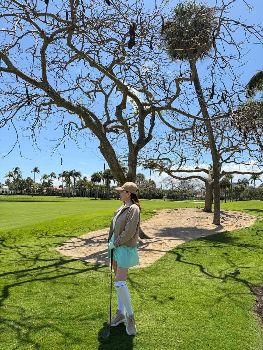 Shandy Aulia main golf di Palm Beach, Florida