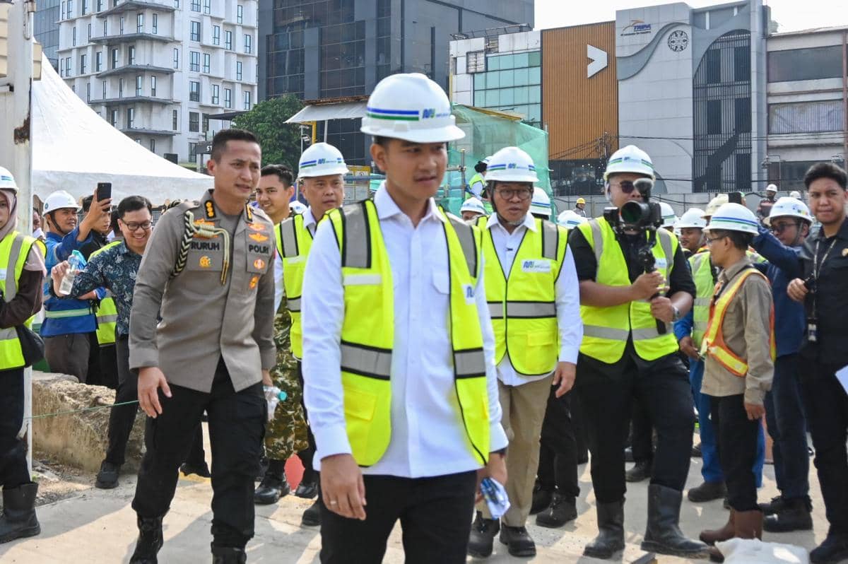 Gibran-Pramono Kunjungi MRT Jakarta, Soroti Progres Pembangunan
