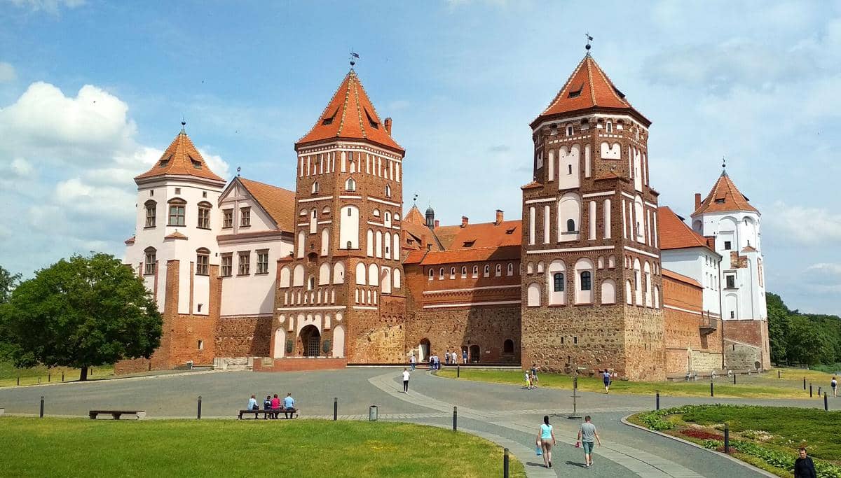 5 Fakta Kastil Mir di Belarus, Warisan Dunia yang Sempat Terbengkalai Lama