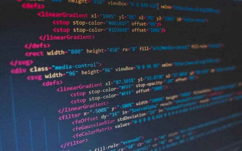 ilustrasi baris kode HTML