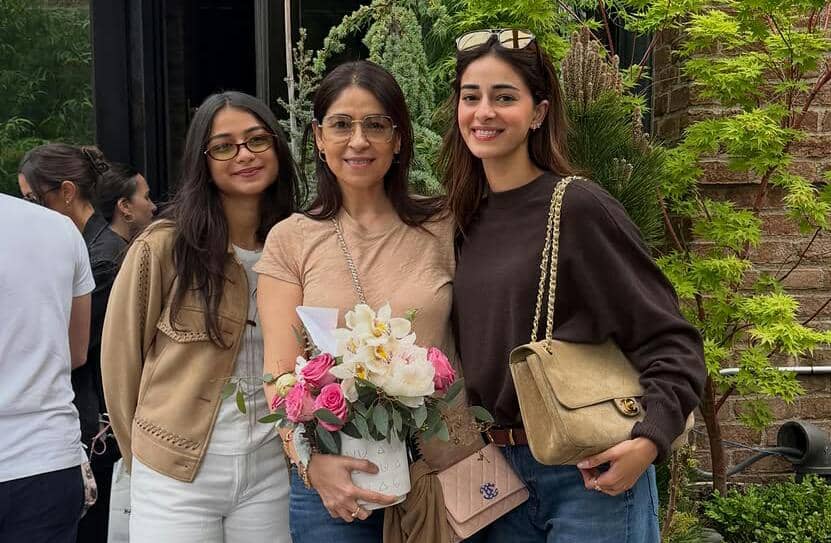 9 Potret Seru Ananya Panday Liburan di New York, Bareng Keluarga!