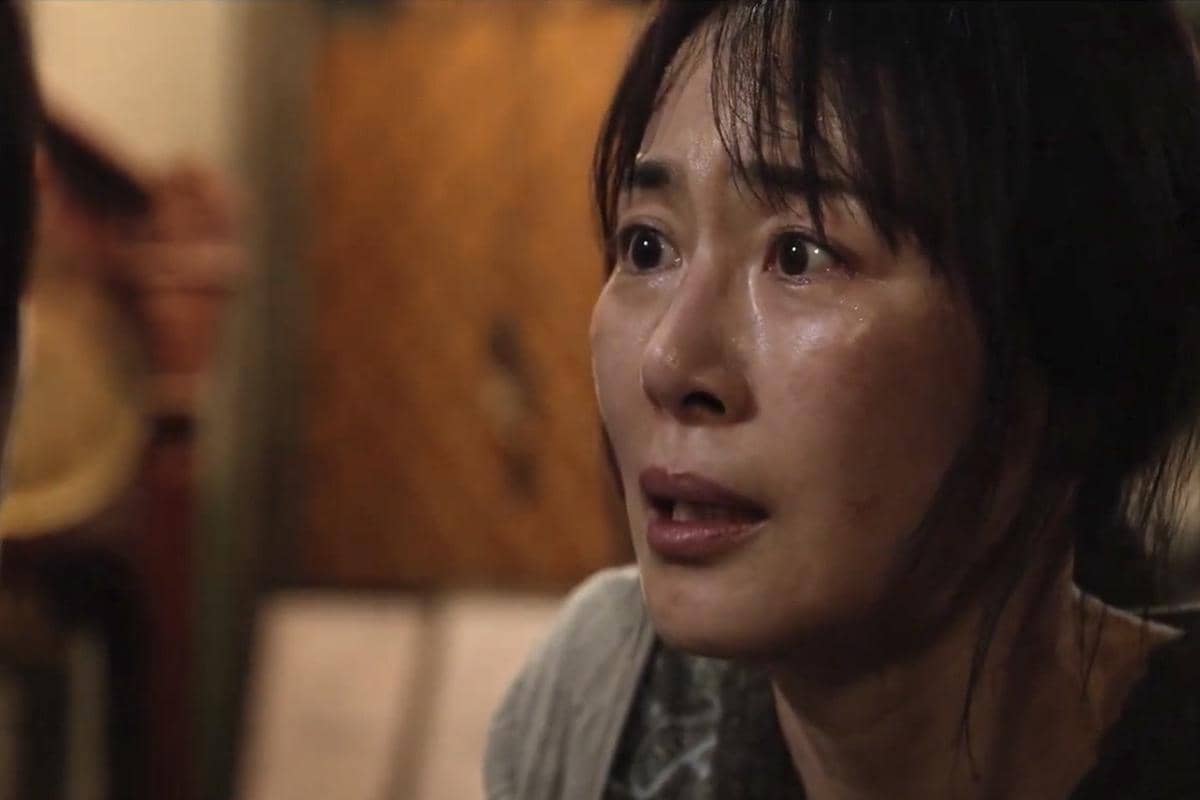 Yeo Seon Ok (Moon Jeong Hee) dalam drakor Gold Land