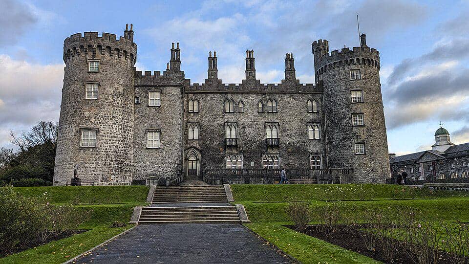 Kastil Kilkenny di Irlandia