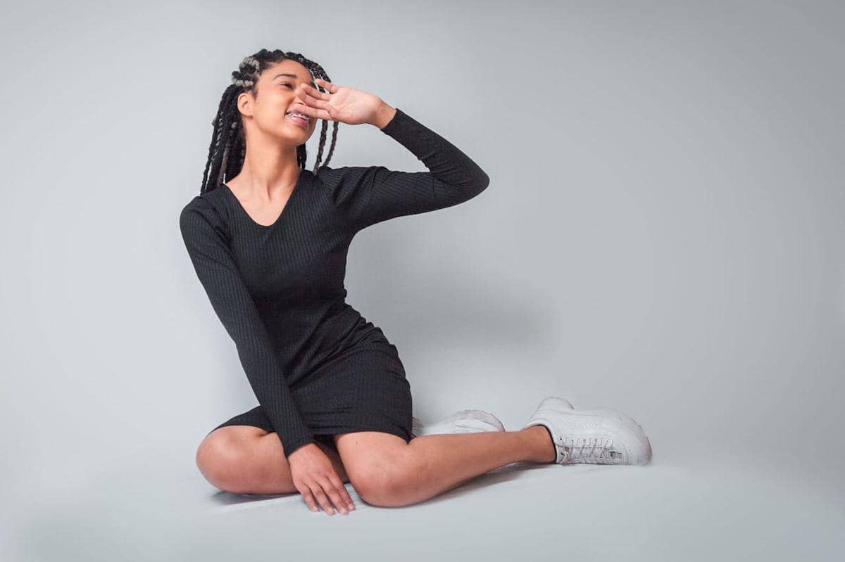 4 Pilihan Stretch Long Sleeve Dress, Girly dan Anggun!