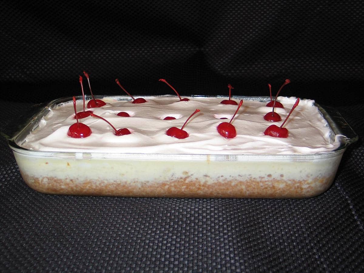 ilustrasi tres leches cake