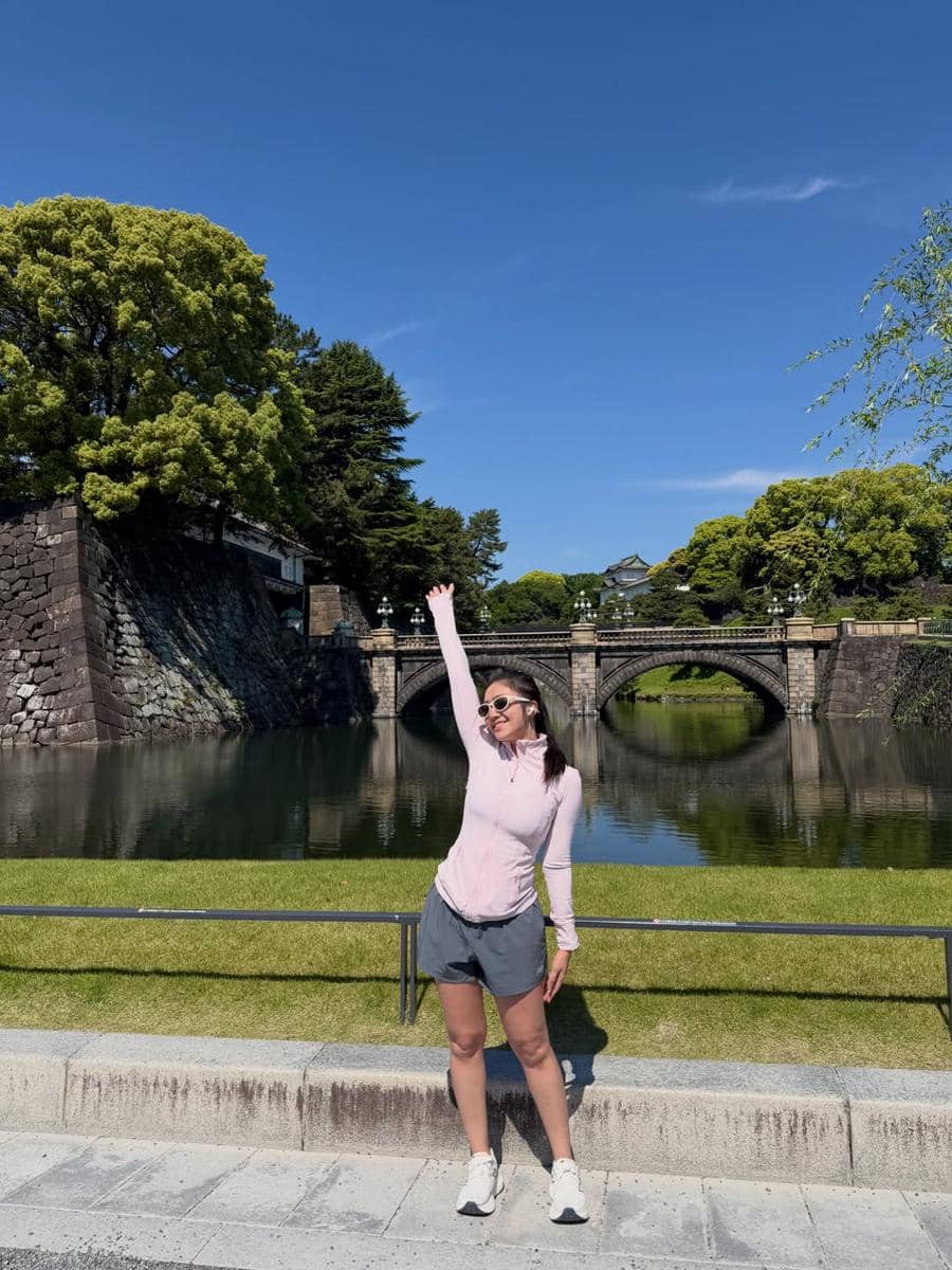 Febby Rastanty berlibur di Jepang bareng mama
