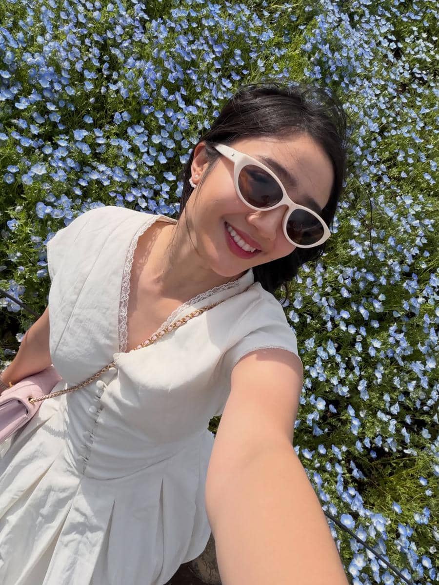 Febby Rastanty berlibur di Jepang bareng mama