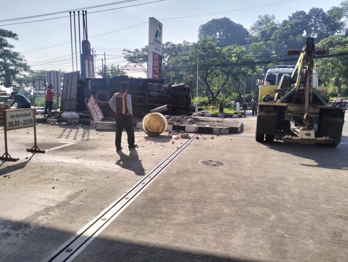 Penjelasan Dishub Semarang Pasca Pasca Insiden Truk Mundur di Silayur