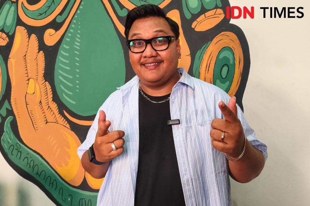 Potret Ndarboy Genk usai wawancara eksklusif di Mabes Balker Baru, Kabupaten Bantul, Daerah Istimewa Yogyakarta, Selasa (12/5/2026)