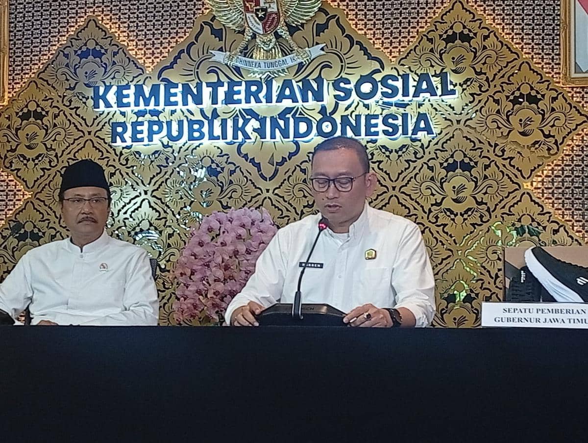 Polemik Sepatu SR, Kemensos: Tak Ada Satu pun Uang Negara Masuk Kami