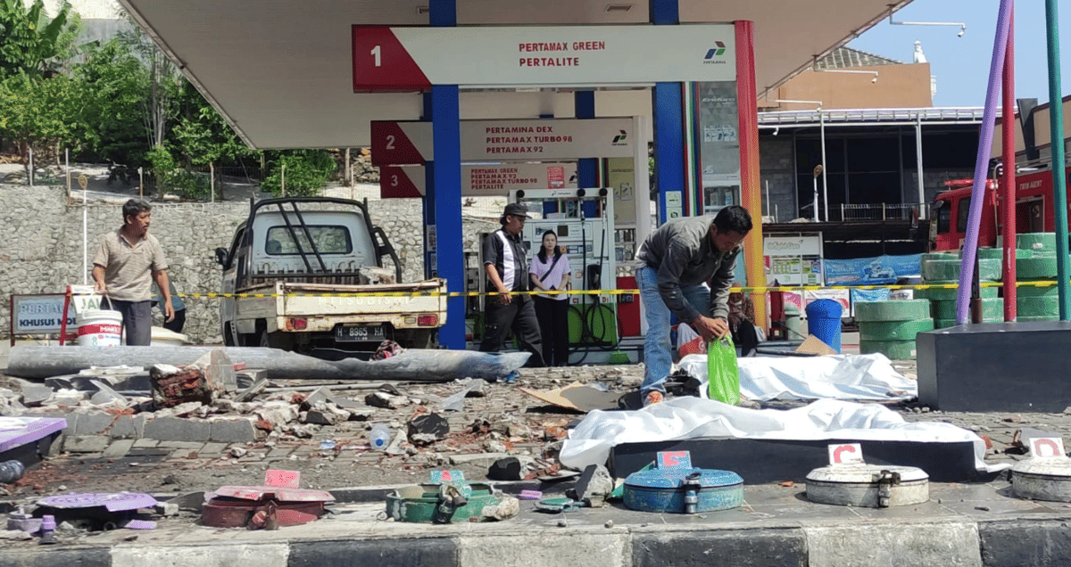 Truk Mundur di Tanjakan Silayur Semarang Masuk SPBU: Tutup Sementara