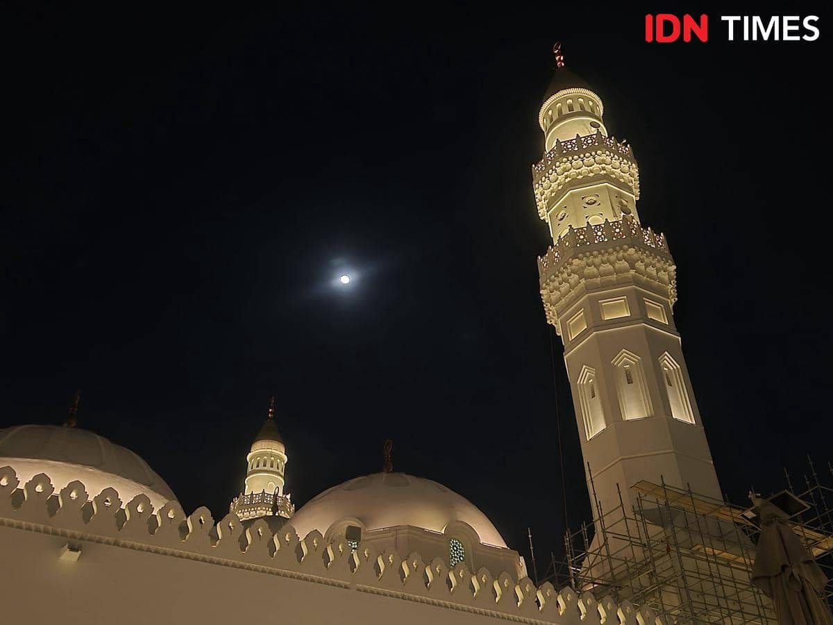 Dua Wajah Masjid Quba: Meresapi Sejarah dan Mencari Keutamaannya