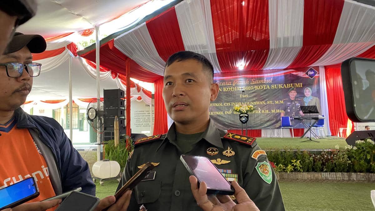 TNI AD Awasi Pemutaran Film Pesta Babi di Sukabumi, Tak Ada Pelarangan
