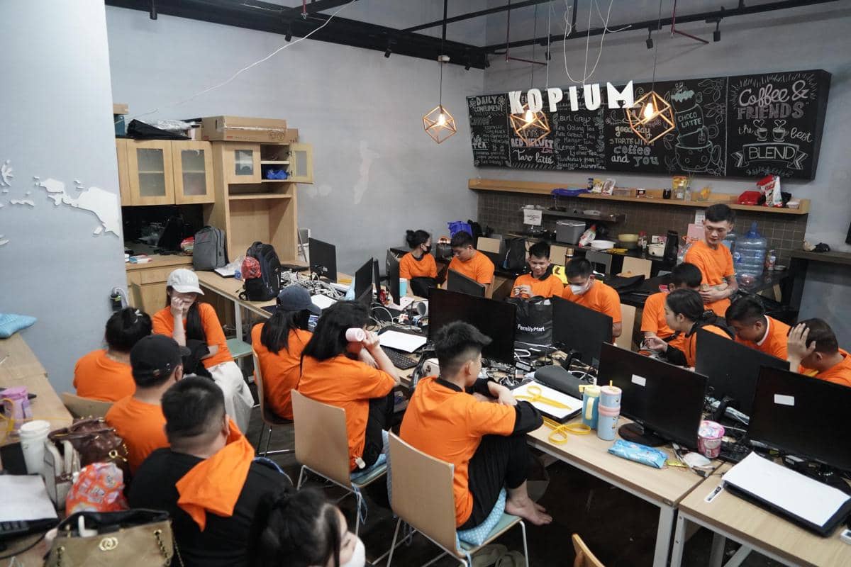 Imigrasi Selidiki 320 WNA Terduga Sindikat Judi Online Internasional