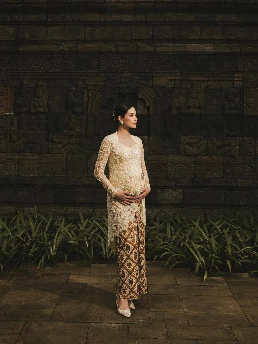 Gaya kebaya Alyssa