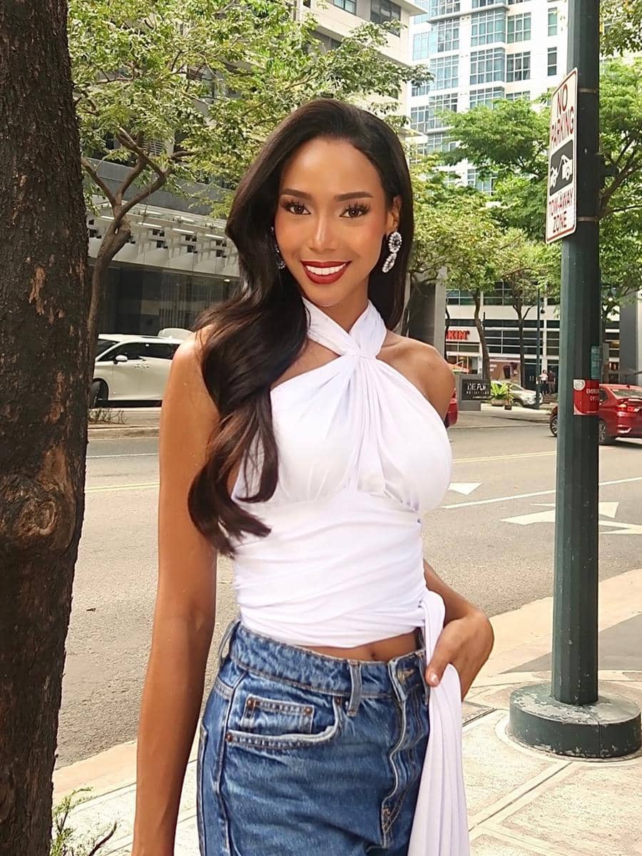 Potret Miss Charm Filipina 2026 Apriel Smith