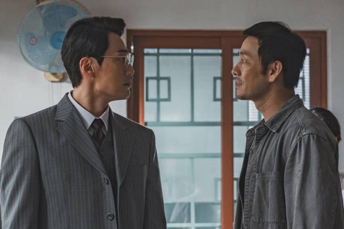 Park Hae Soo dan Lee Hee Jun di drakor The Scarecrow 