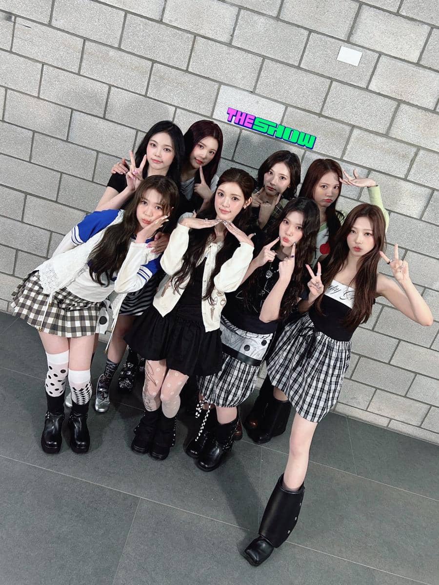 Hearts2Hearts di The Show 