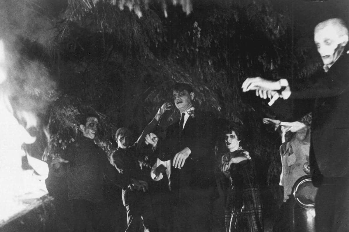 cuplikan dalam film Night of the Living Dead (1968)