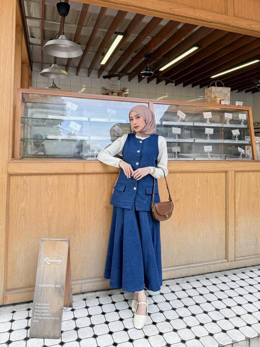 OOTD Rok Denim ala Rafika Rahma