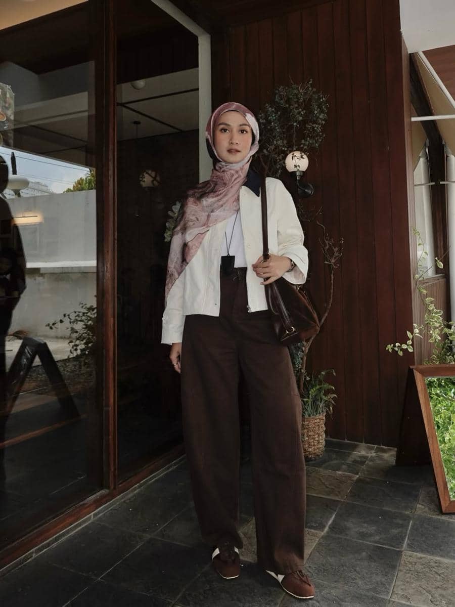 OOTD Atasan Jaket ala Inas Rana