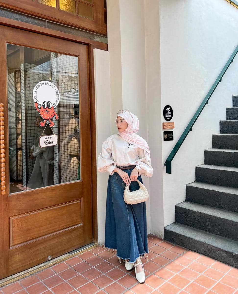 OOTD Rok Denim ala Rafika Rahma
