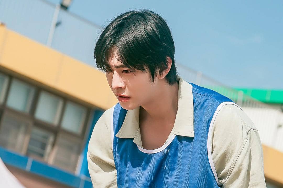 Still cut drama Sold Out On You. 