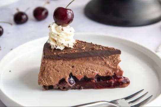 Resep Black Forest Cheesecake ala Rumahan yang Lembut dan Rich