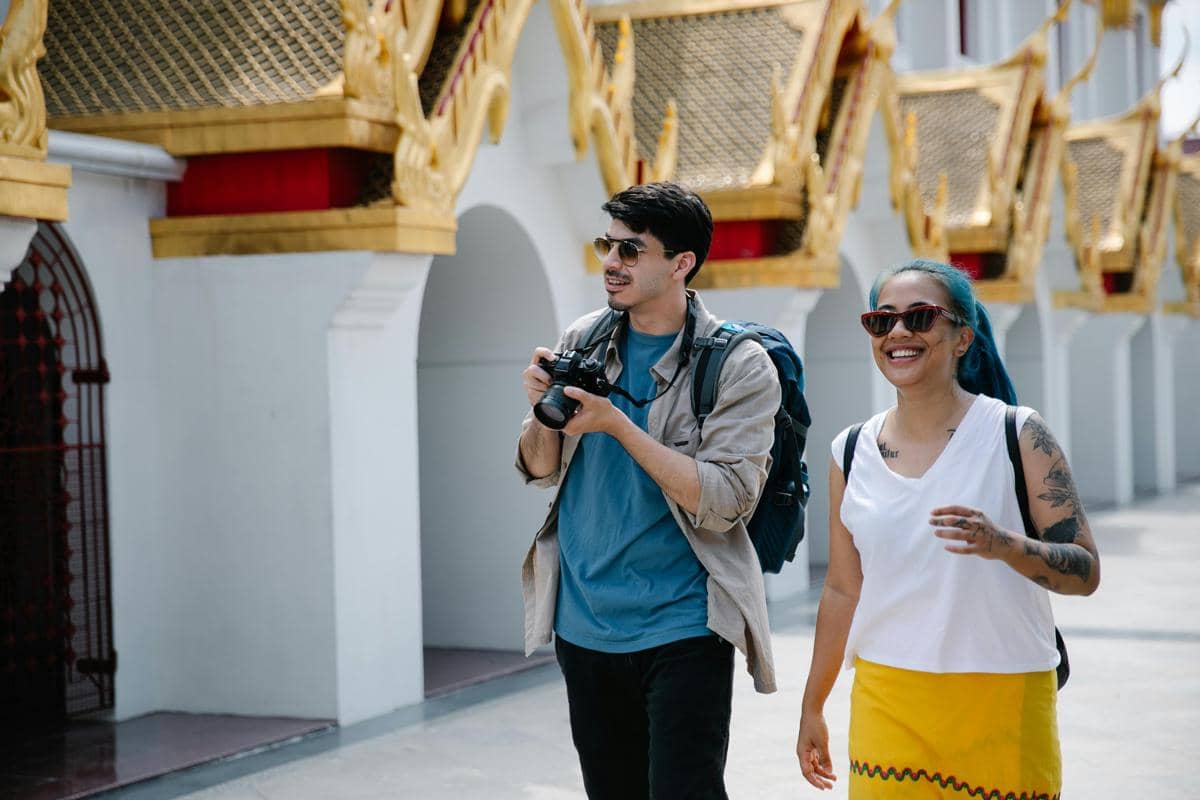 ilustrasi traveling