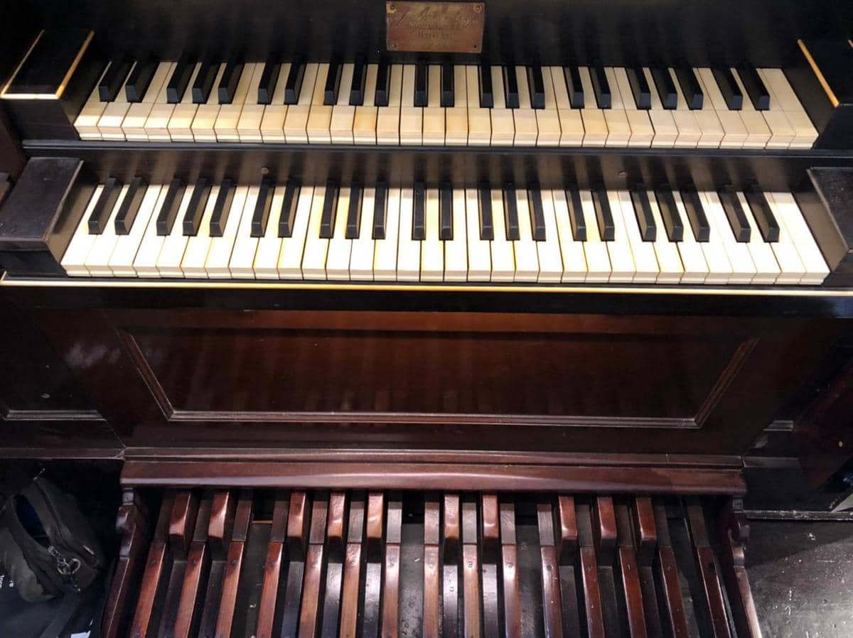 potret orgel di dalam Gereja Immanuel
