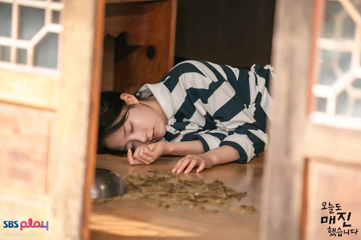  Still cut drama Sold Out On You 