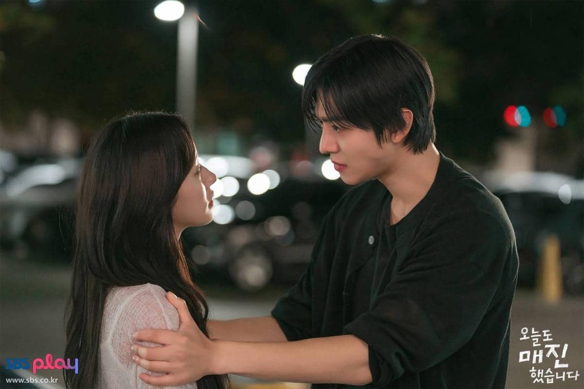 7 Rasa Bersalah Matthew Lee pada Dam Ye Jin di Sold Out On You 