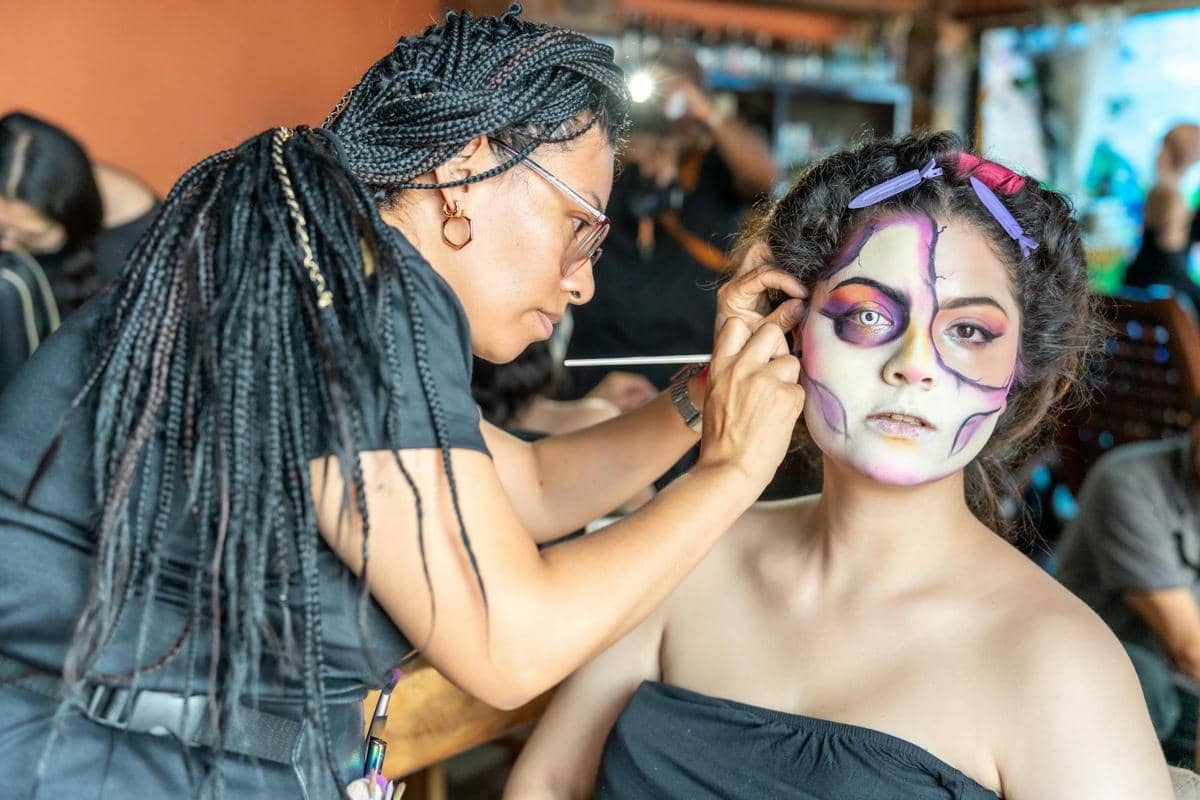 Makeup artist