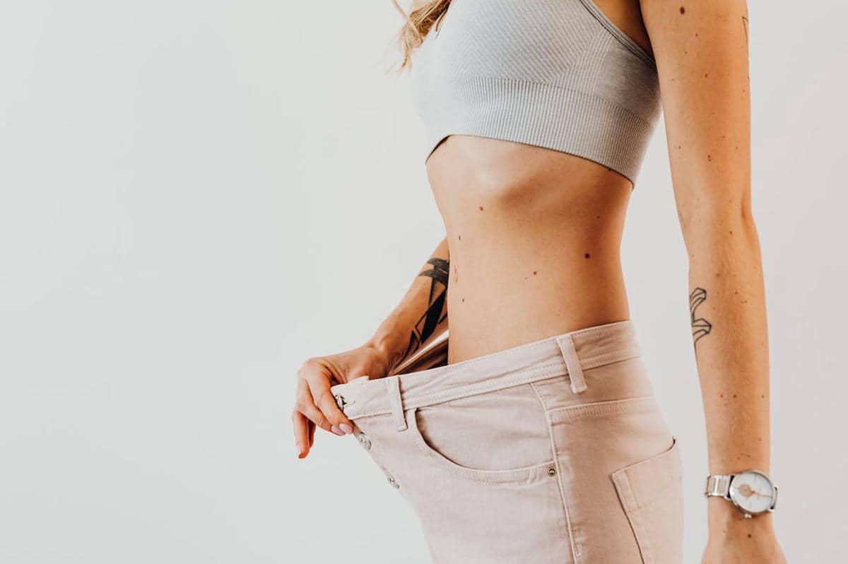 ilustrasi sports bra