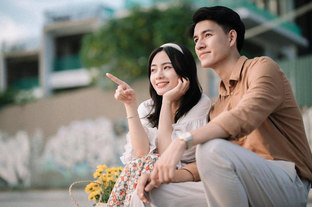 ilustrasi pasangan romantis