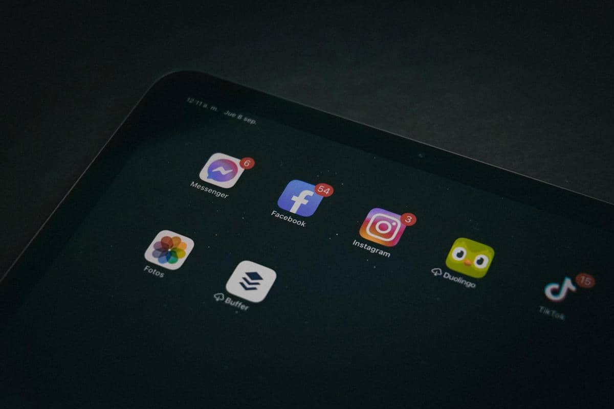 UE Mulai Serius Sikat TikTok dan Instagram Gara-Gara Fitur Adiktif
