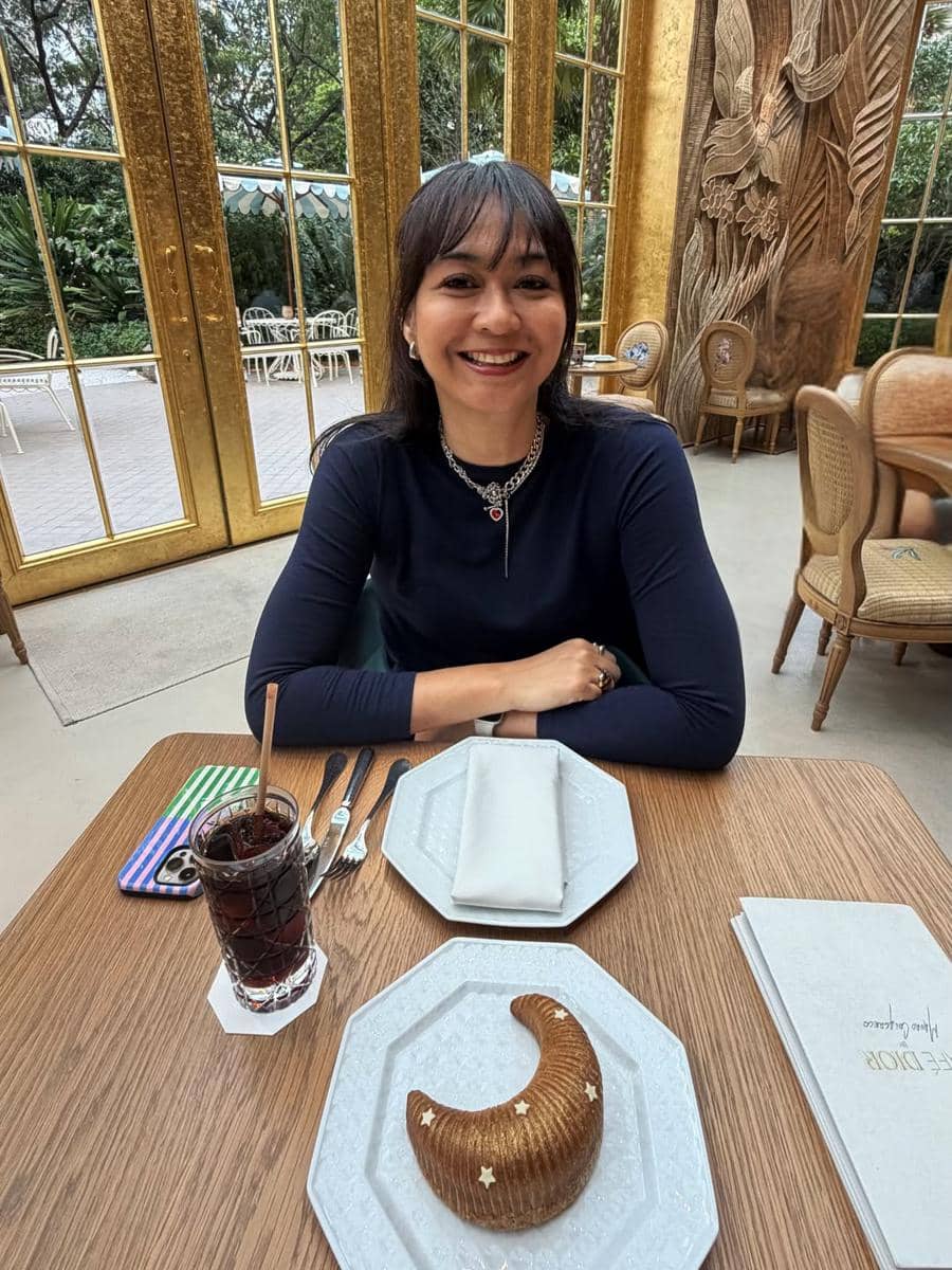 Kenes dan Winky Wiryawan ngafe di Dior Gold House
