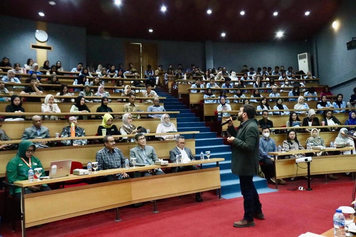 Akademisi Cardiff University Kupas Transformasi Digital dan AI di UBL