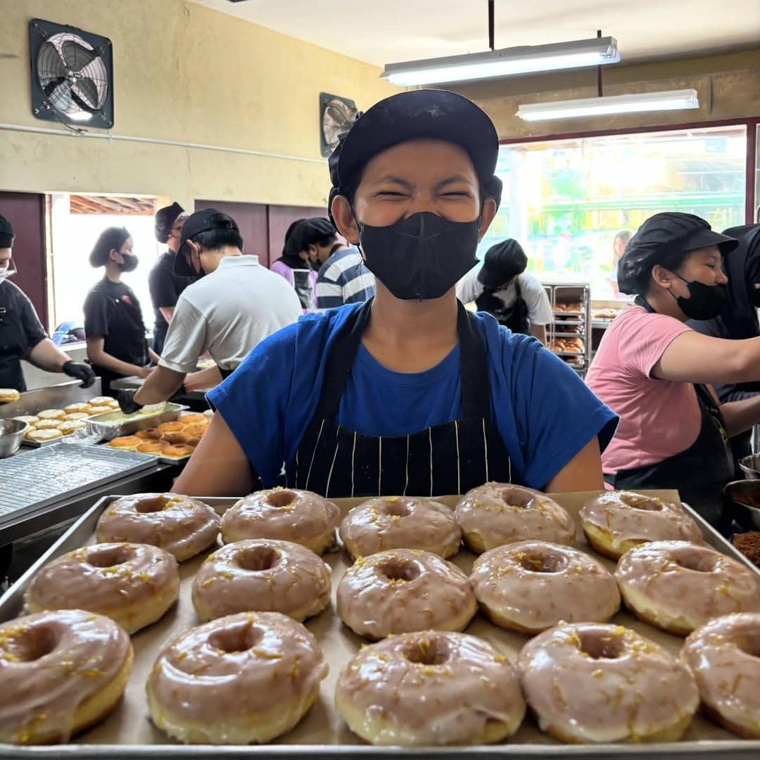 Potret menu donatsur jogja