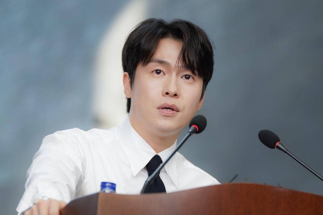 Profil Lee Jae Won, Song Tae Ju Kakak Huiju di Perfect Crown