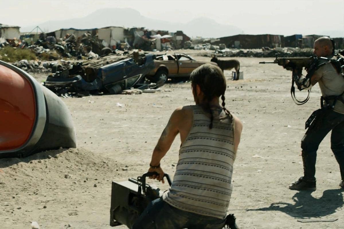 cuplikan dalam film Elysium (2013)