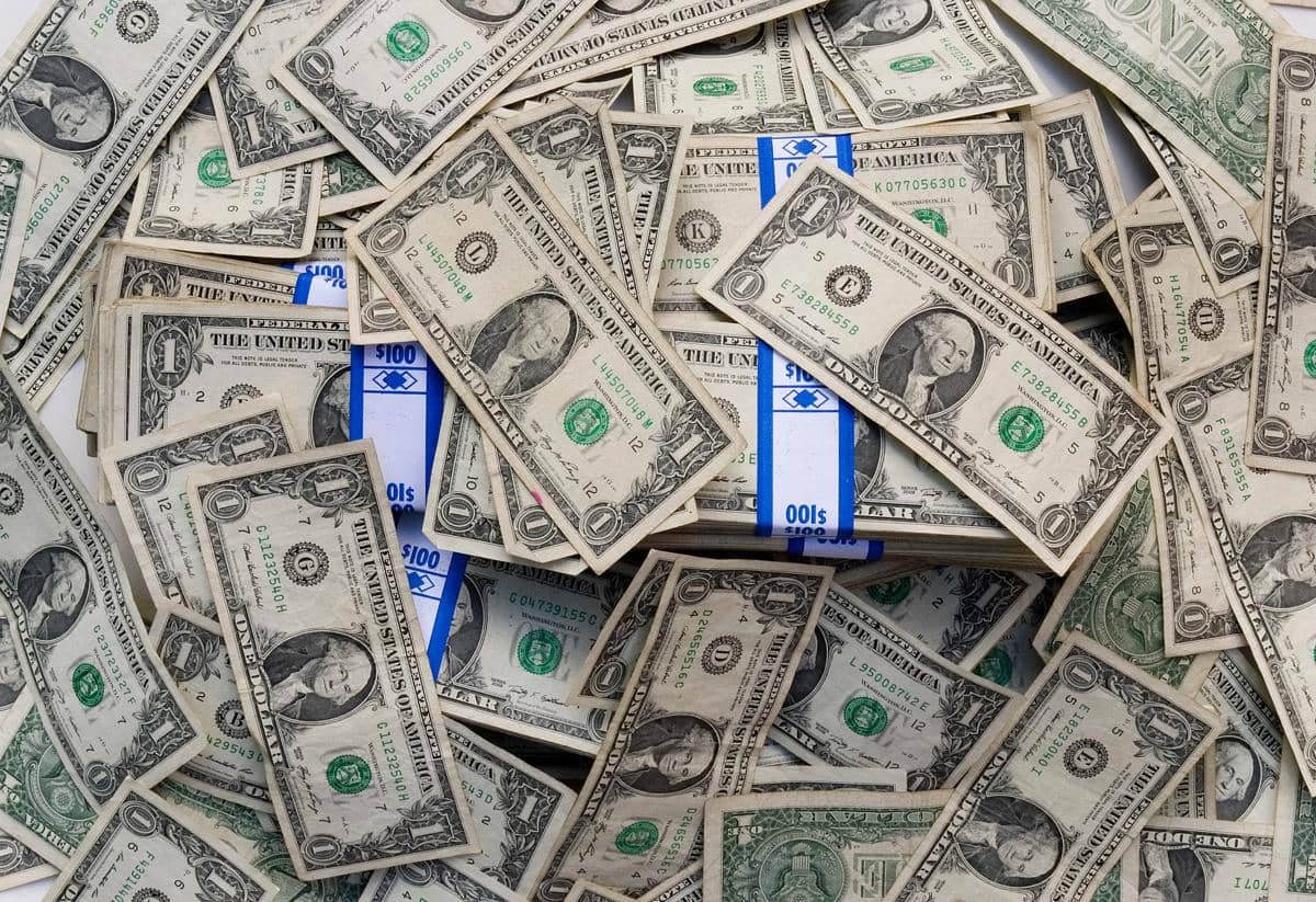 kurs rupiah melemah terhadap dolar AS