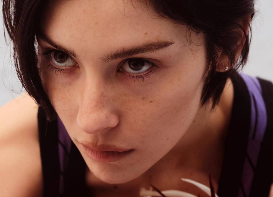 Lirik Lagu Hit the Wall - Gracie Abrams, Single untuk Album Baru