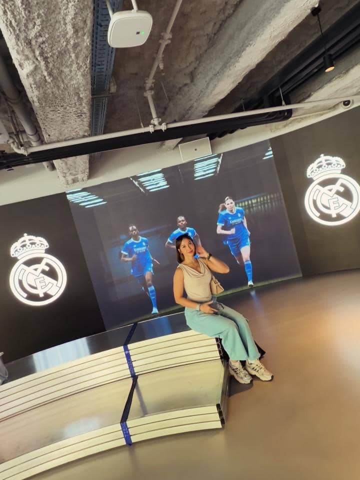 Ganindra Bimo dan Andrea Dian liburan di Madrid