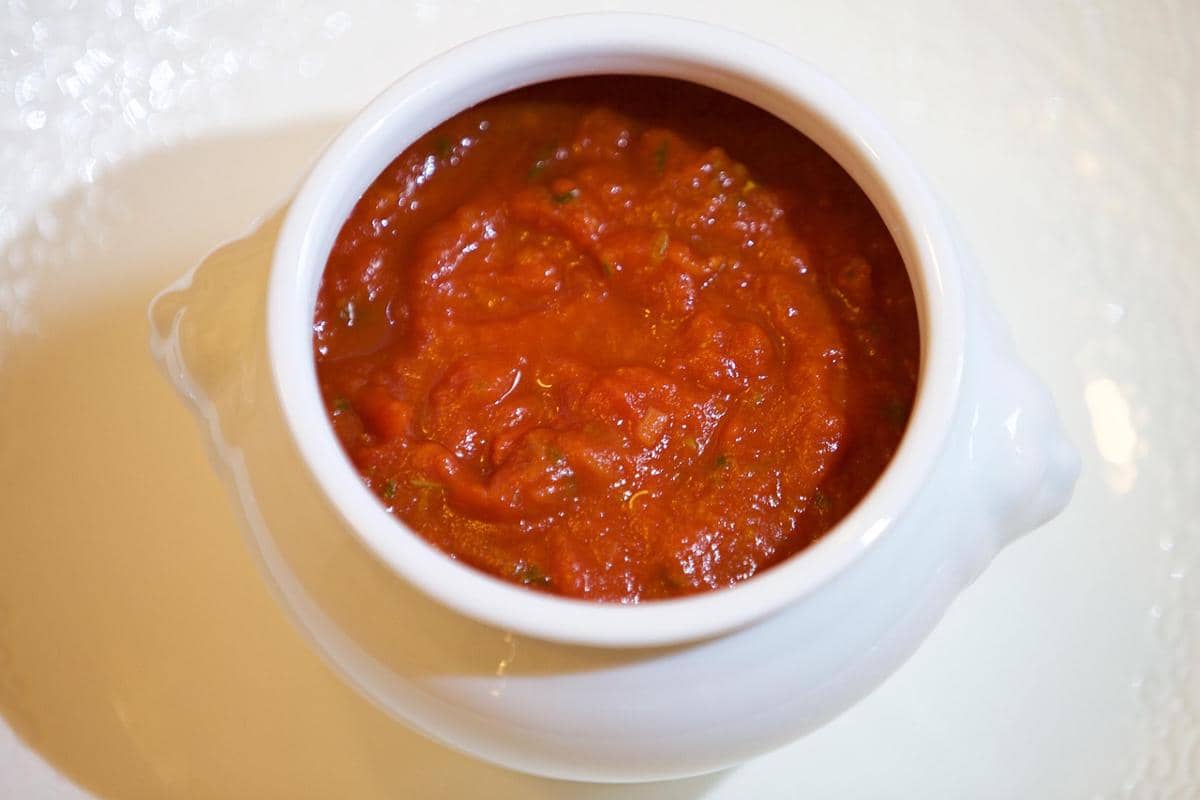 5 Tips Bikin Sambal Pelengkap Ayam Pop yang Lembut dan Lezat