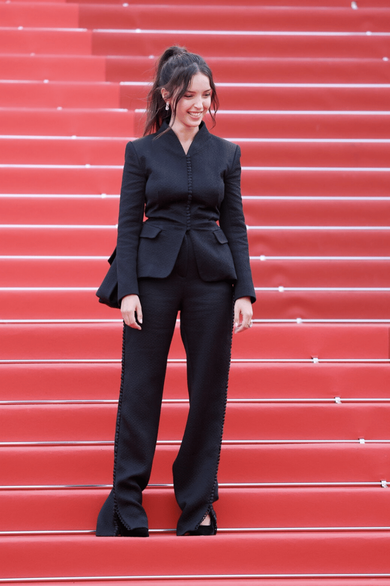 Gaya artis di red carpet Cannes Film Festival 2026 menggunakan Dior
