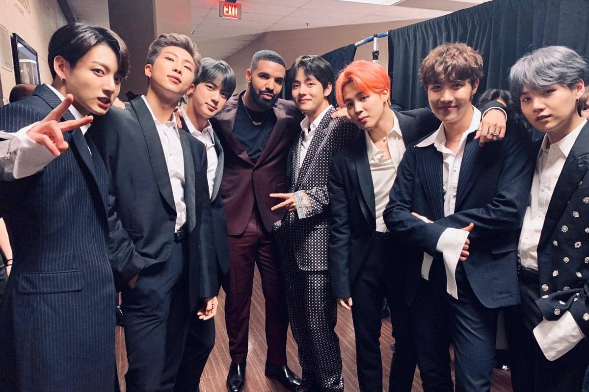 Drake dan BTS di BBMAs 2019 (x.com/BTS_twt)
