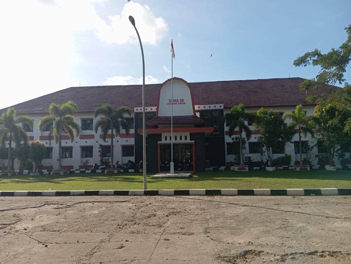 Sekolah Rakyat SMA 38 Lombok Timur. (IDN Times/Ruhaili)