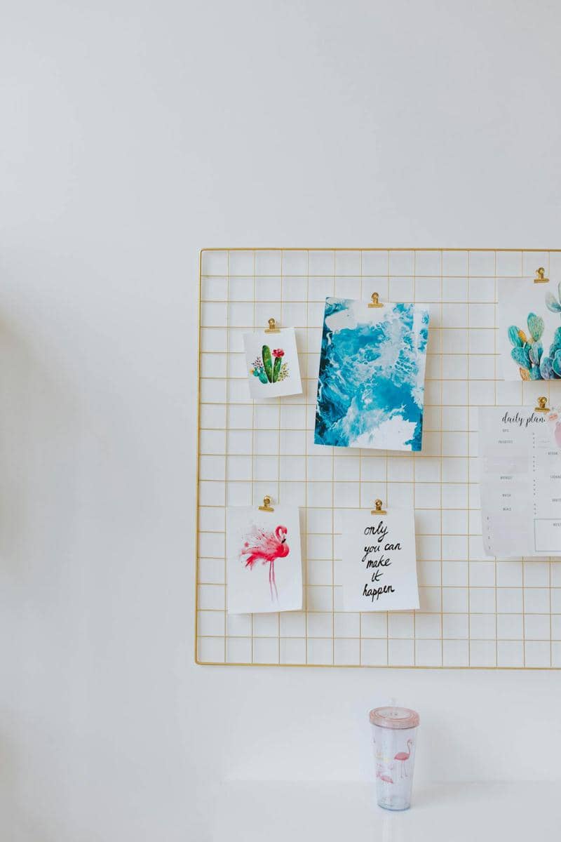 Ilustrasi wall grid (pexels.com/Anastasia Shuraeva)