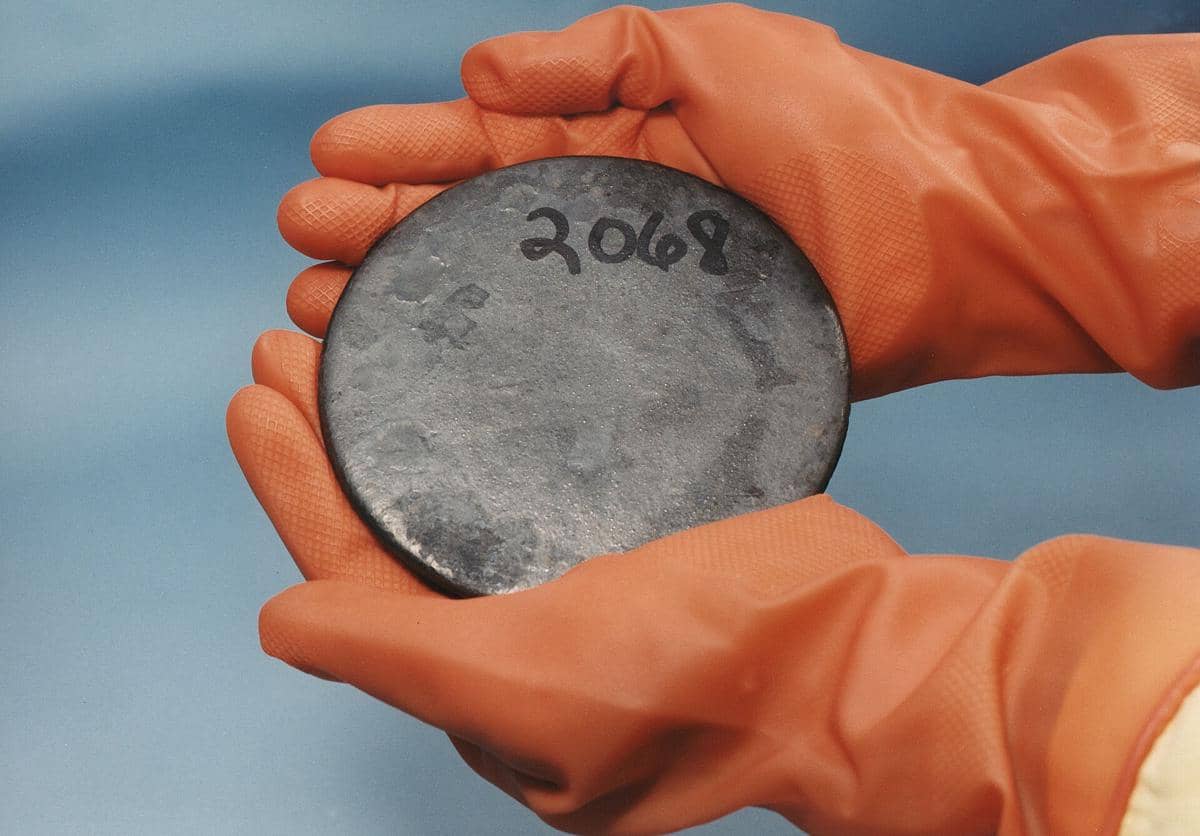 Uranium yang sudah diperkaya. 